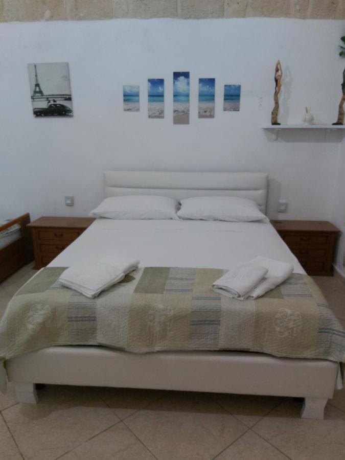 La Stradina Bed & Breakfast Трани Екстериор снимка