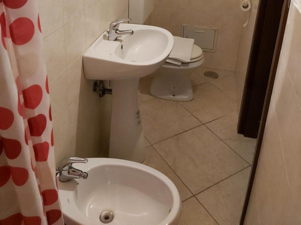 La Stradina Bed & Breakfast Трани Екстериор снимка